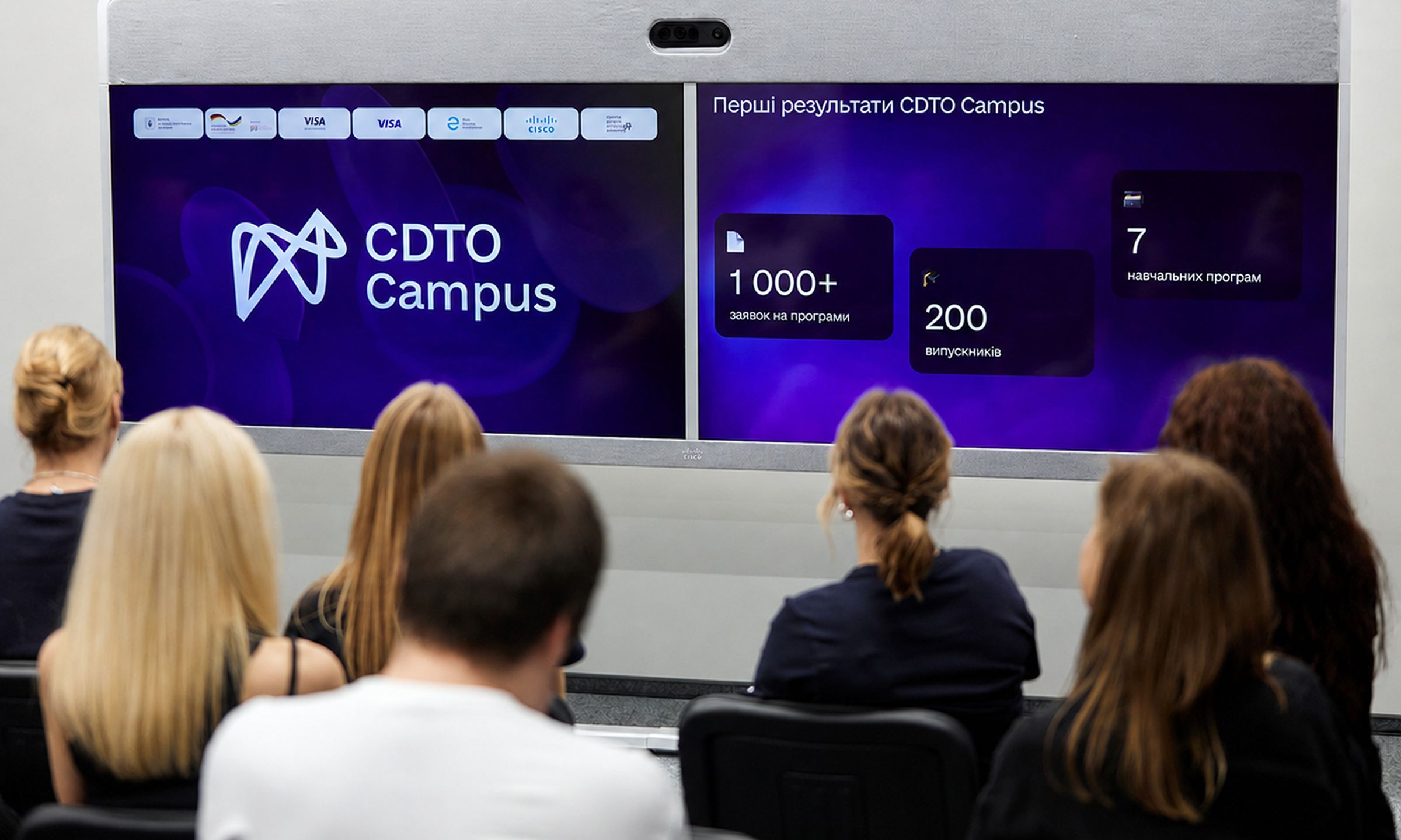 The CDTO Campus first-results presentation in front of an audience
